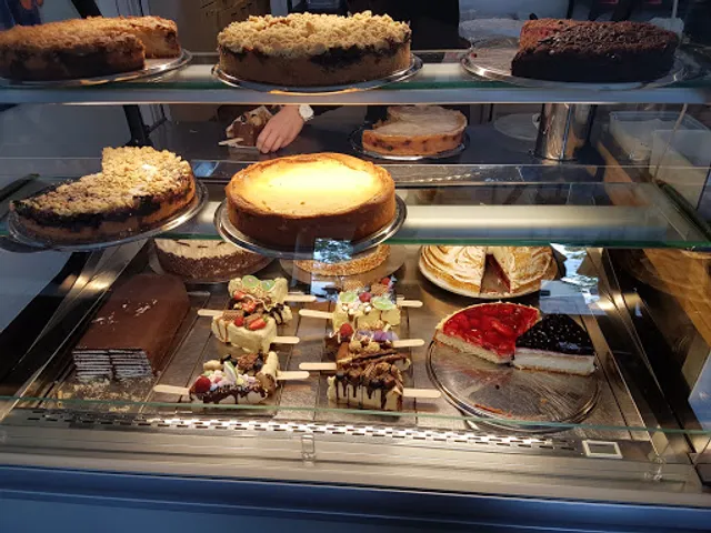 The Kaulsdorf Ice Cream Shop