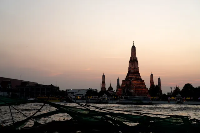 Wat Arun Viewing Point
