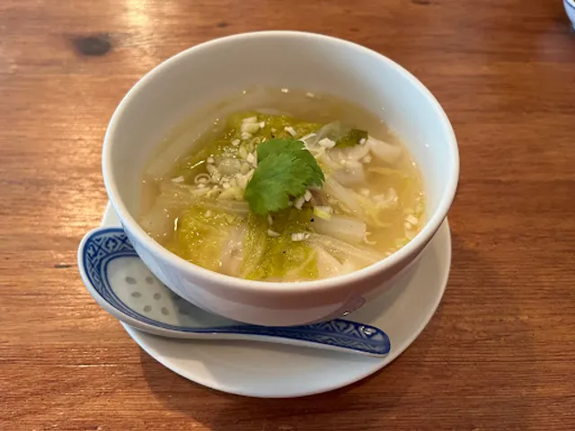 鴛鴦酒家(いんよんしゅか)