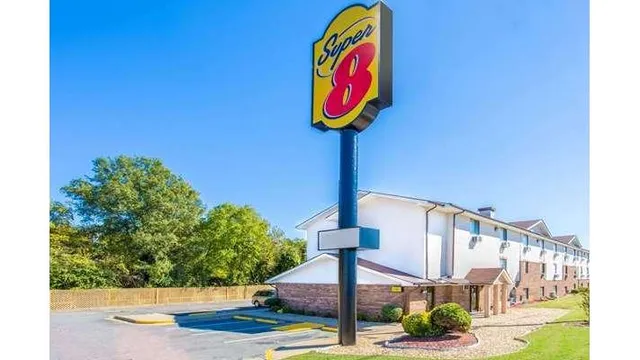 Super 8 by Wyndham Richmond/Broad Street