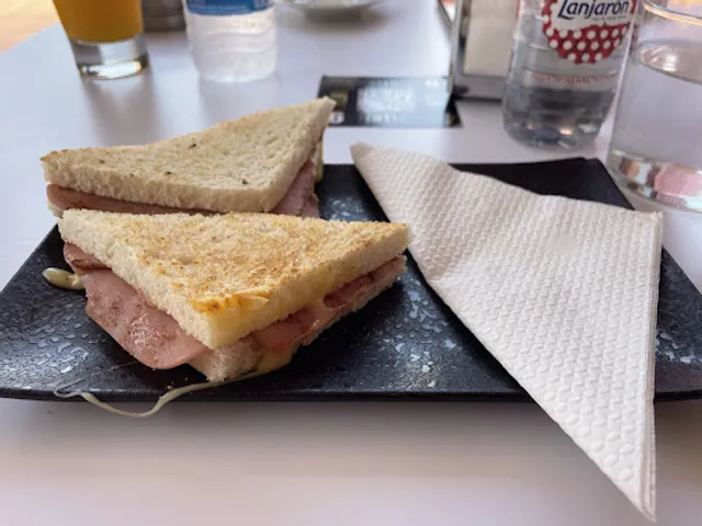 Tintiro - cafetería, brunch y desayunos