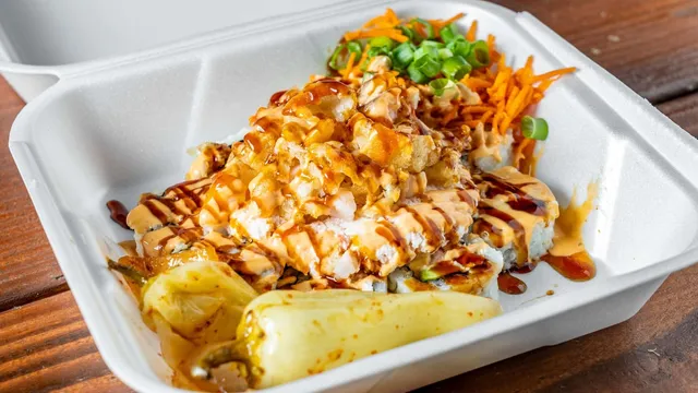 El Viejon Mariscos & Sushi Muscoy Food Truck