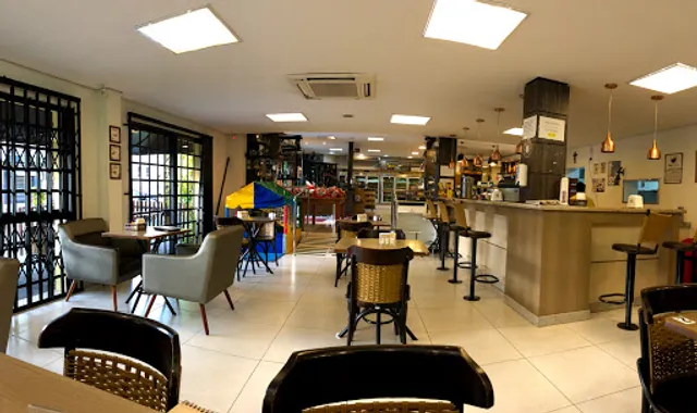 Kitutis Confectionery and Bakery