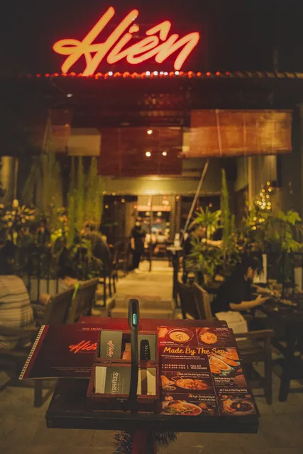 Hiên - Charcoal Kitchen