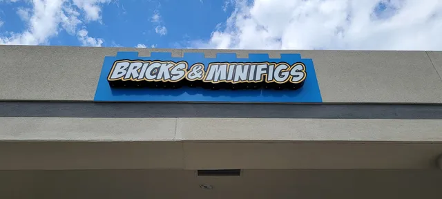 Bricks & Minifigs O'Fallon