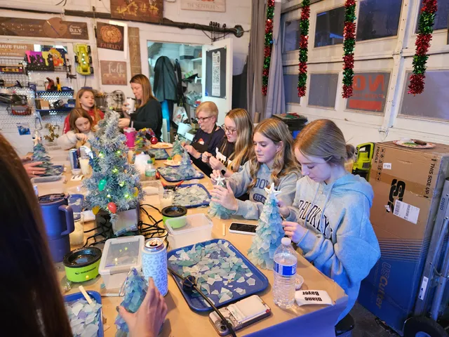 Creative DIY Workshop, llc