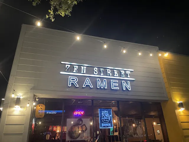 ZENSTREET Japanese & Thai Cuisine