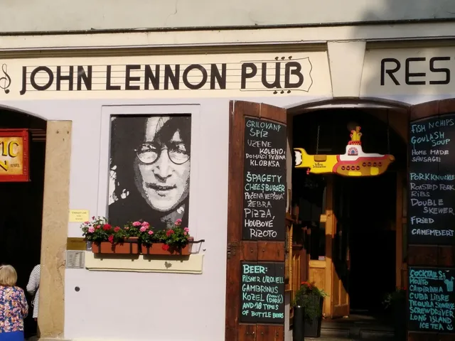 Studio Apartments Mirakul