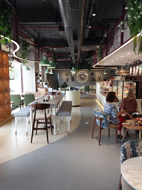 Pizza Hut | City Centre, Gurgaon