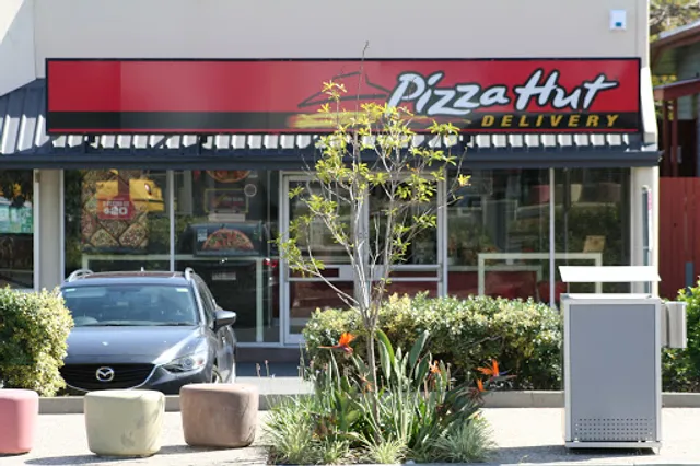 Pizza Hut