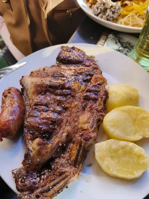 RestoBar Churuquella