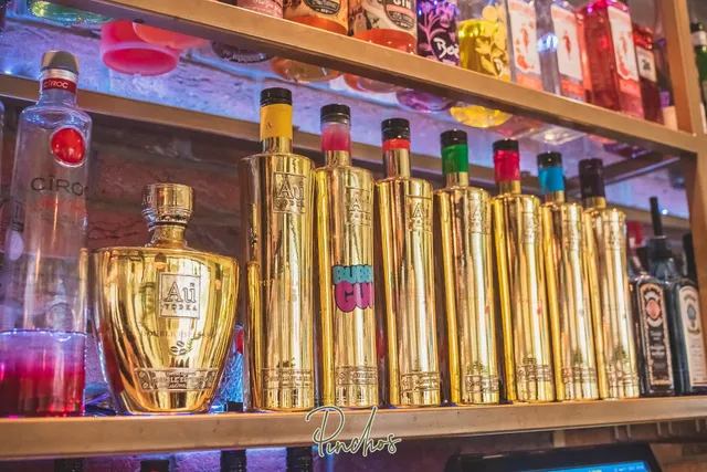 Pinchos Cocktail & Gin Bar