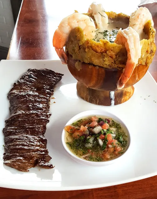 Chimiking Restaurant | Whisper Lakes