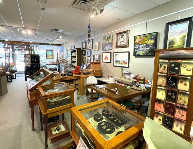 Twigs & Leaves Gallery