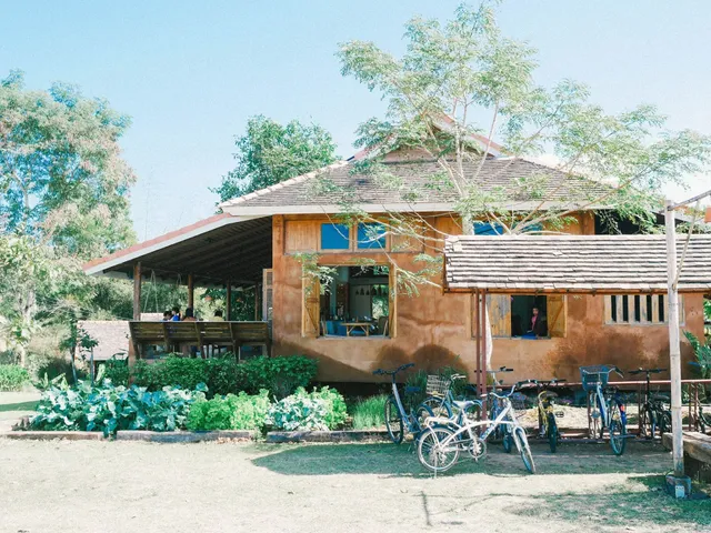 Cool Living Farmhouse