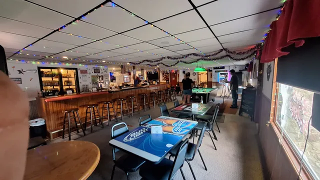 Lonnie's Bar & Grill