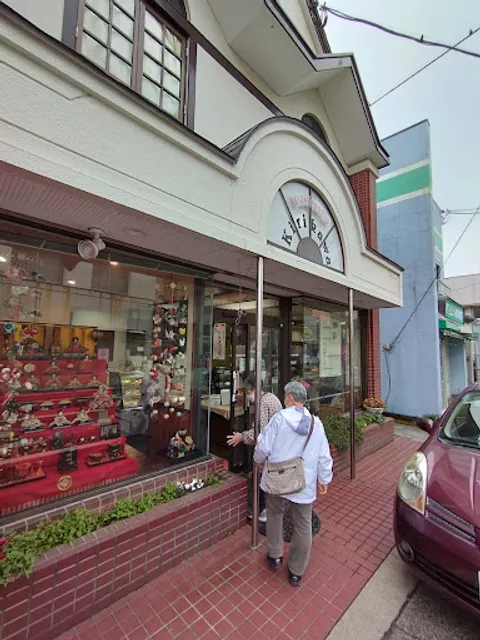 Kirikawa Pastry Shop