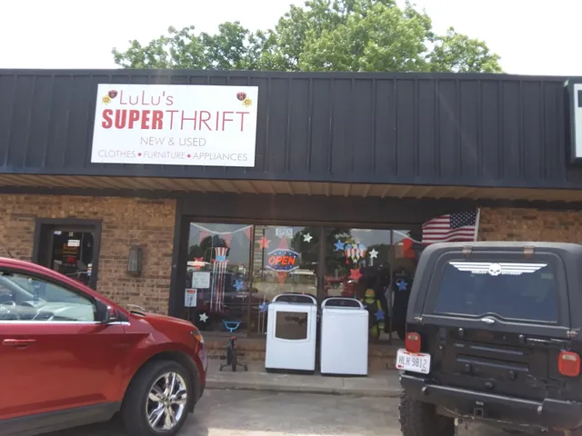 Lulu's Super Thrift