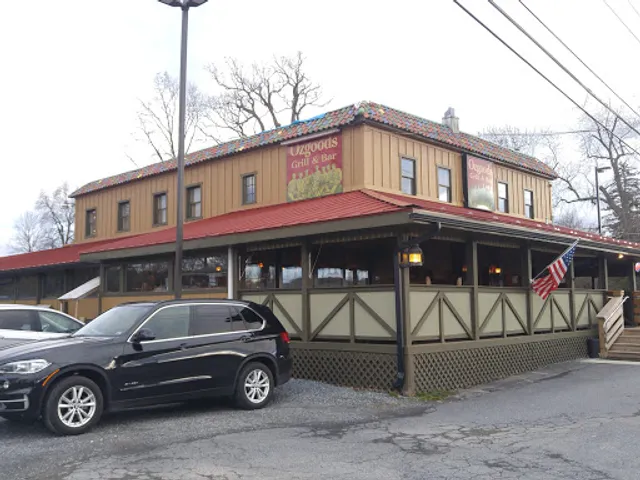 Ozgoods Neighborhood Grill & Bar