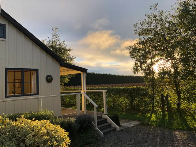 Dara Vineyard Cottage Martinborough
