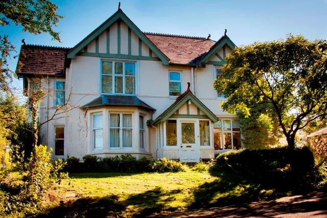 Danyfan House and Glamping