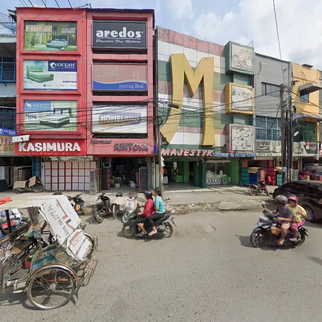 Majestyk Simpang Brayan