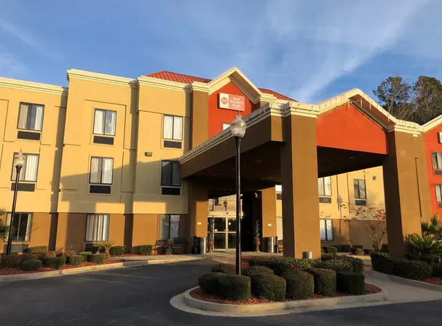 Best Western Plus Richmond Hill Inn
