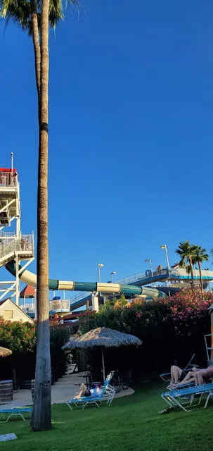 Golfland Sunsplash Wave Pool