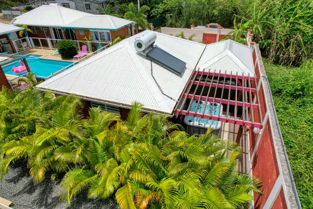 GITES FLEURS D'ABEILLES