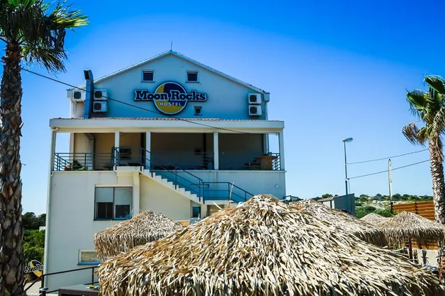 Moon Rocks Hostel