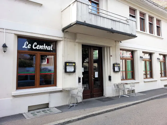 Le Central