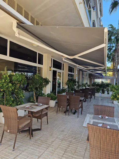 Bay Leaf Restaurant & Curry House