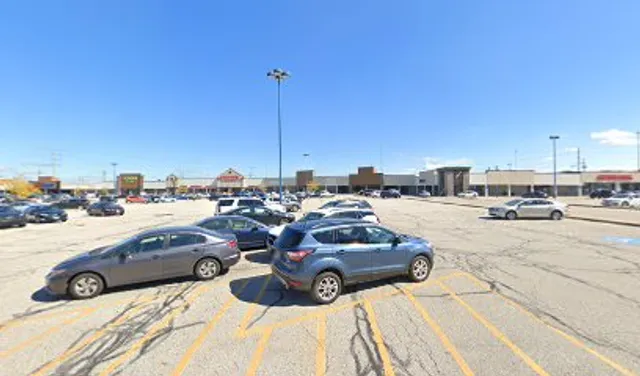 1545 Golden Gate Plz