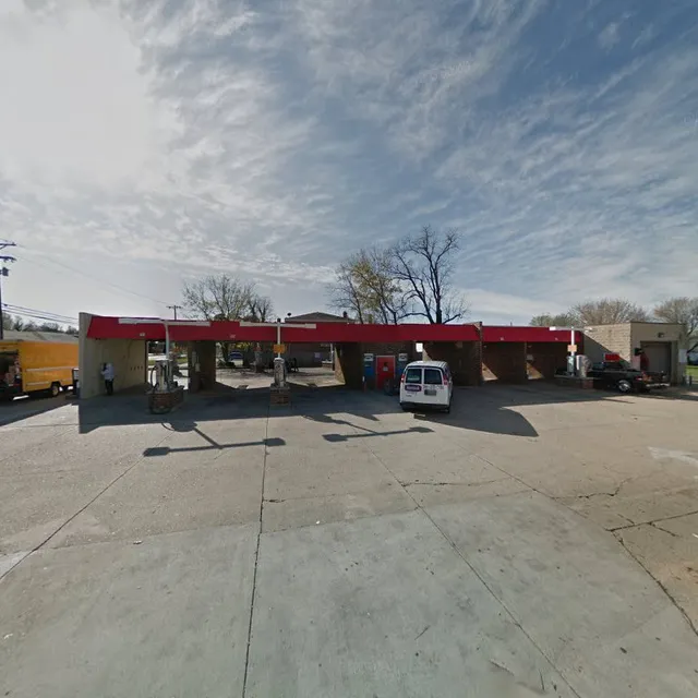 Leonardtown Square Shopping Center