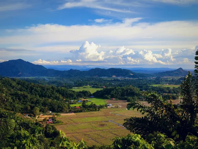 Starting Trail Bukit Bendera, Kg Dambai, Papar