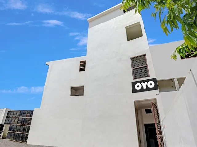 Hotel O Easy Stay Inn