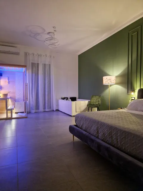 Luna Marie Rooms and spa