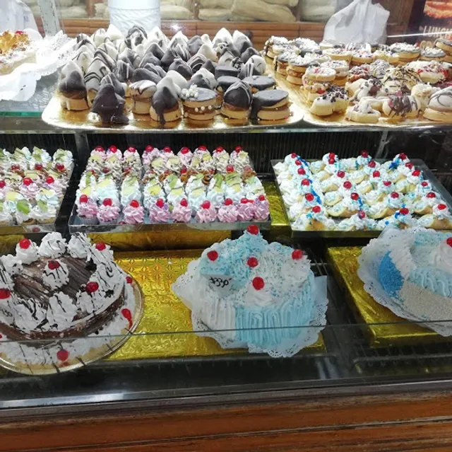 Panadería y Confitería Viva la Miga - Sándwiches de Miga - Tortas - Confitería