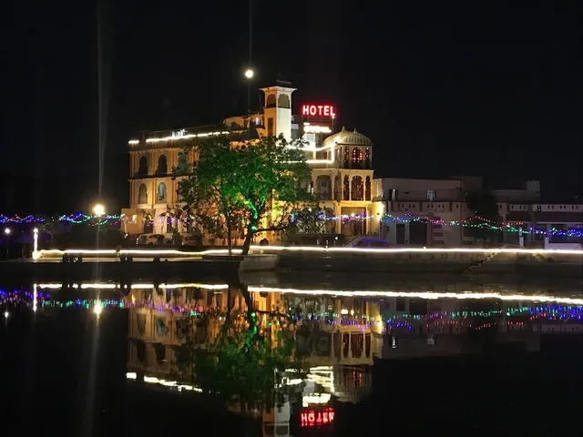 Hotel Vishala's - The Raj Kesar Regency