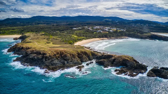 Look At Me Now Headland