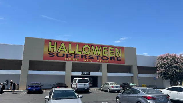 Phantom Halloween Superstore- Open All Year