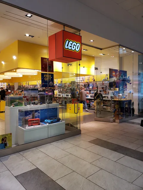 The LEGO® Store Oak Park