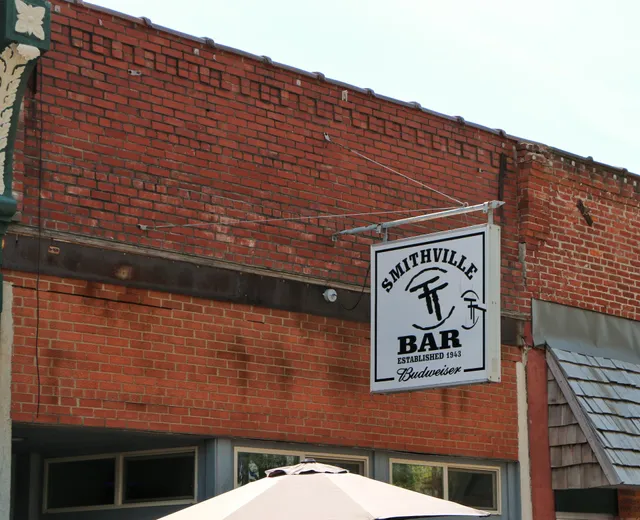 Smithville Town Tavern