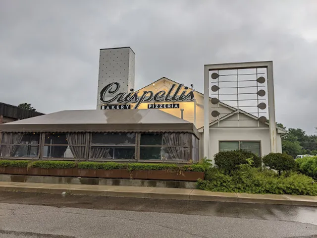 Crispelli's Bakery & Pizzeria - Troy