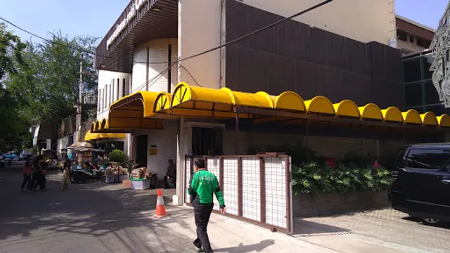 LUMPIA SEMARANG DEPAN ORION SOLO