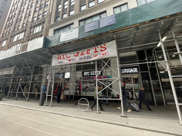 NYC GIFTS Mega Mart 3