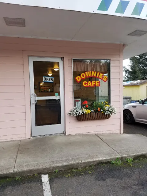 Downie's Café