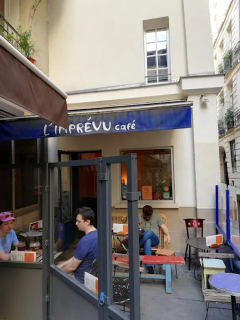 L'Imprévu Café