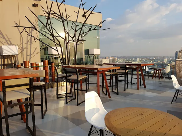 Rooftop Terrace, Holiday Inn, Pattaya
