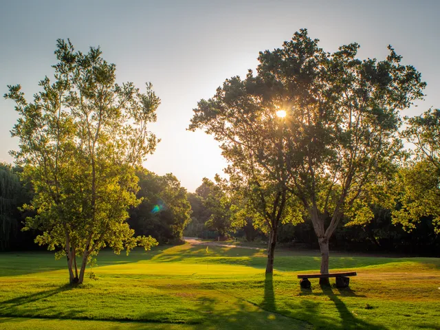 Kimiad Golf Course and Driving Range.